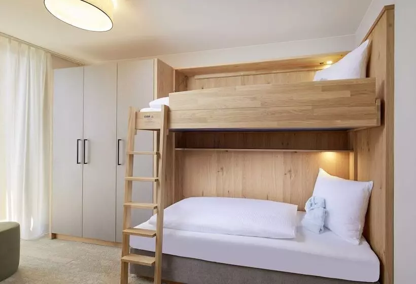 スイート（家族用）, Zugspitz Resort