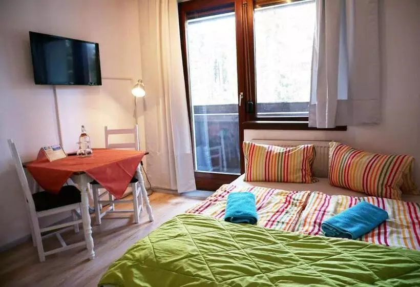 バルコニー付き１ベッドルームアパートメント, Karawanken Lodge