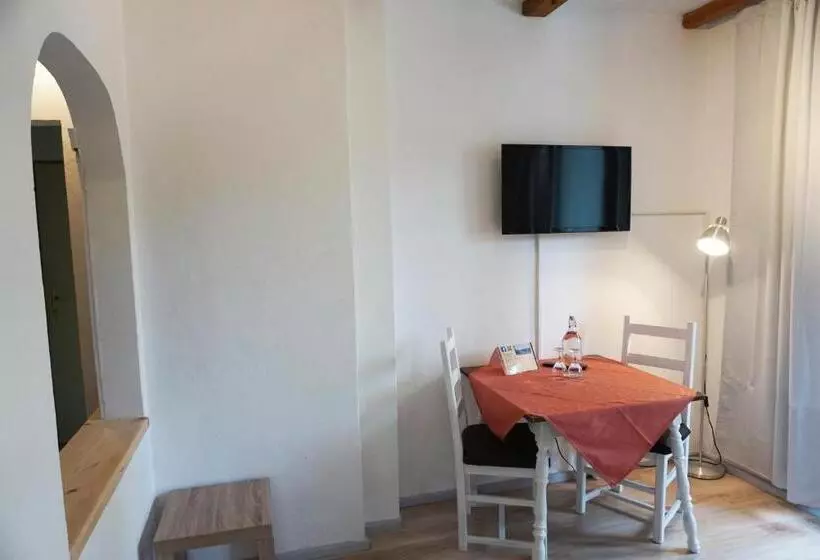 バルコニー付き１ベッドルームアパートメント, Karawanken Lodge