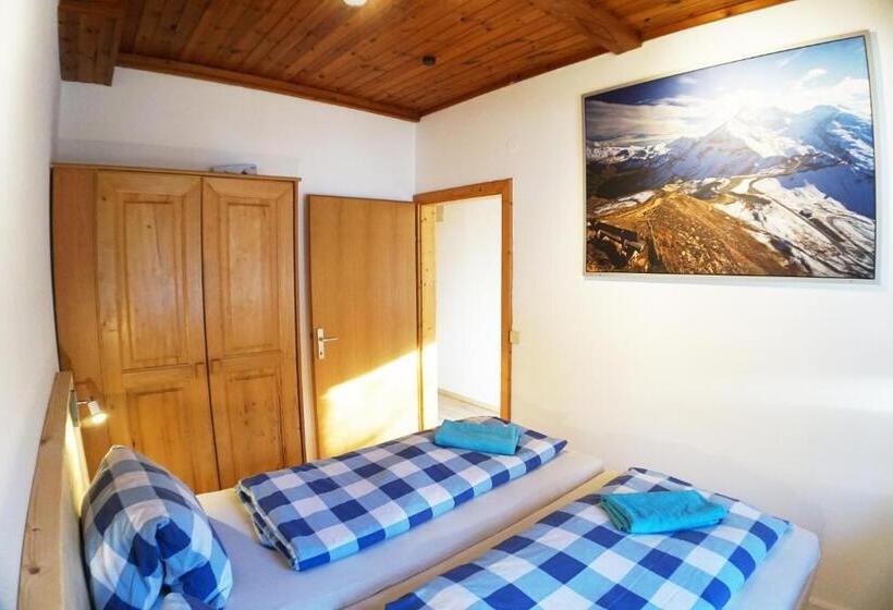 דירת חדר בקומת קרקע, Karawanken Lodge