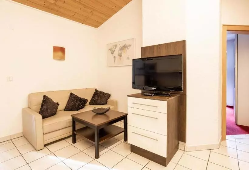 1 Bedroom Penthouse Apartment, Apart Relax