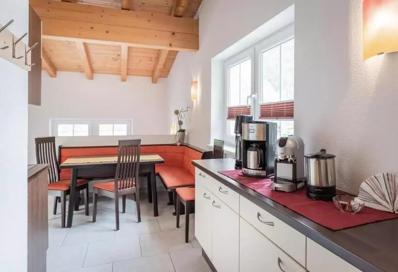 2 Bedrooms Apartment Mountain View, Apart Relax