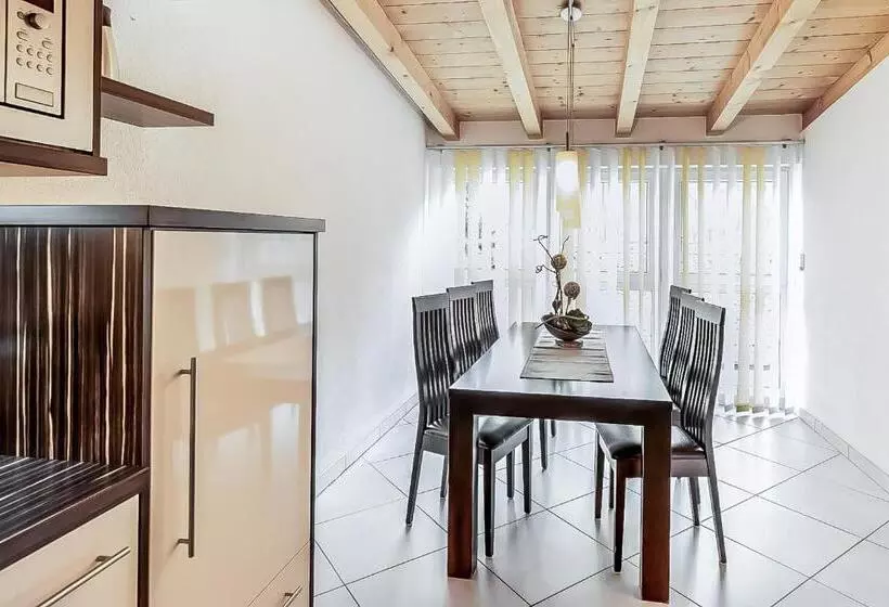 1 Bedroom Penthouse Apartment, Apart Relax
