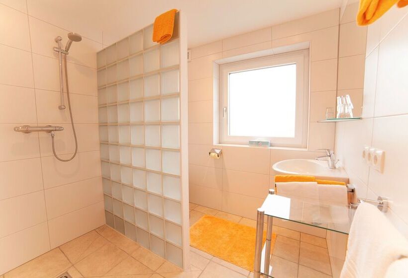 Семейный Номер, B&b Landhaus Vierthaler