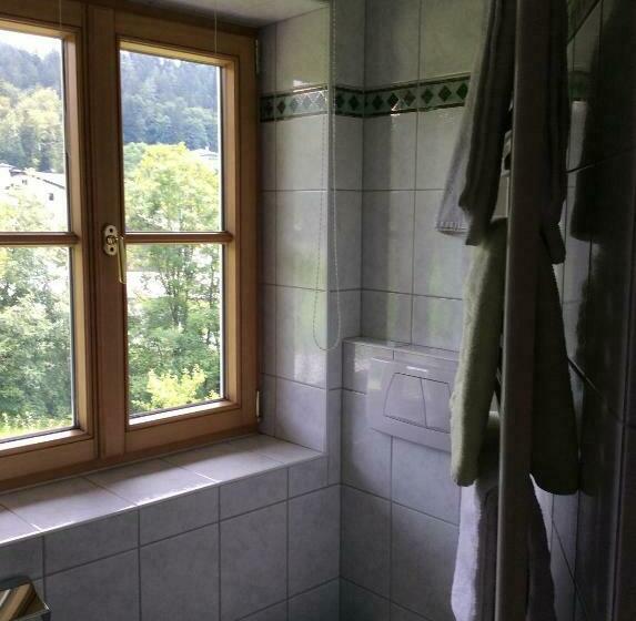 غرفة قياسية, Eisenstattgut Faistenau