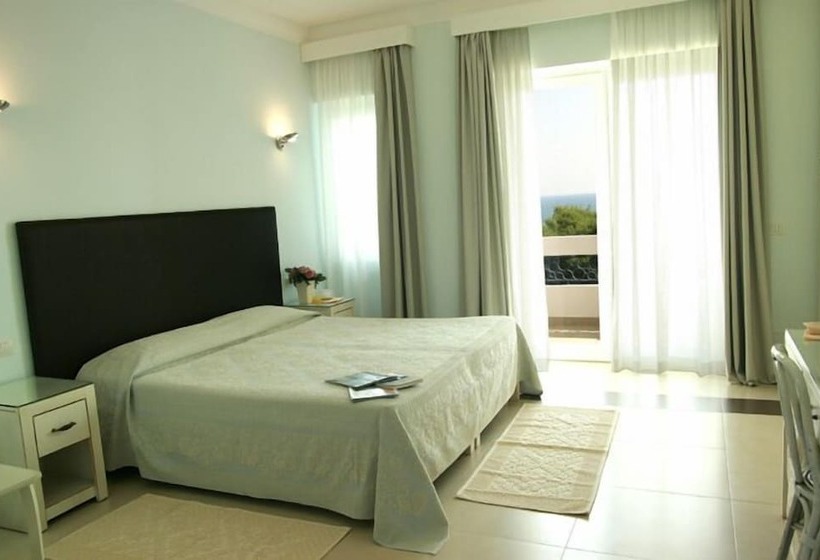 Triple Room Sea View, Abamar
