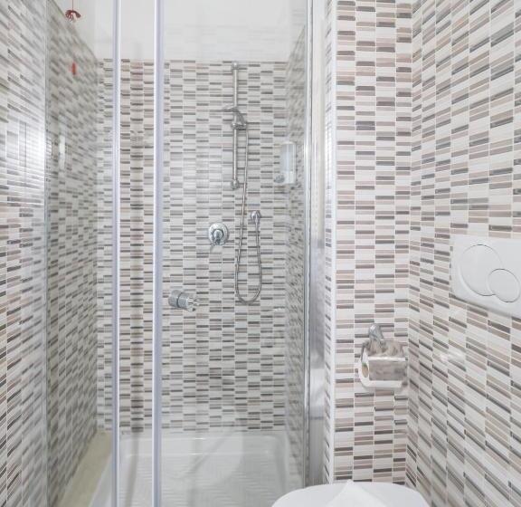 اتاق راحتی سه تخته, Affittacamere Lunamar