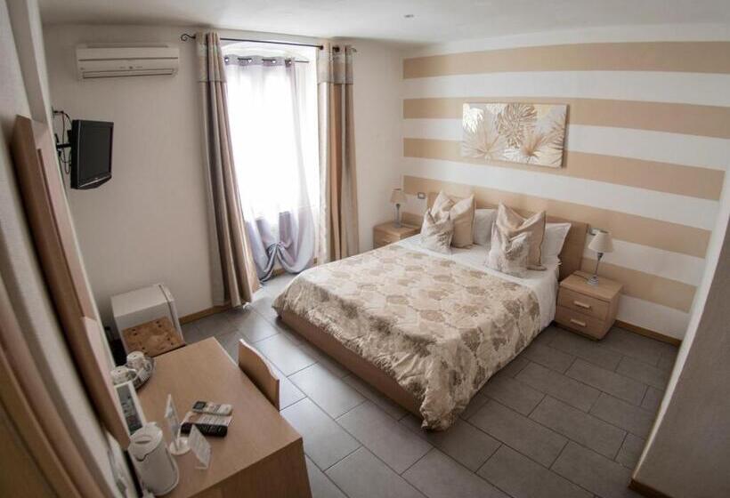 اتاق استاندارد, Affittacamere Lunamar