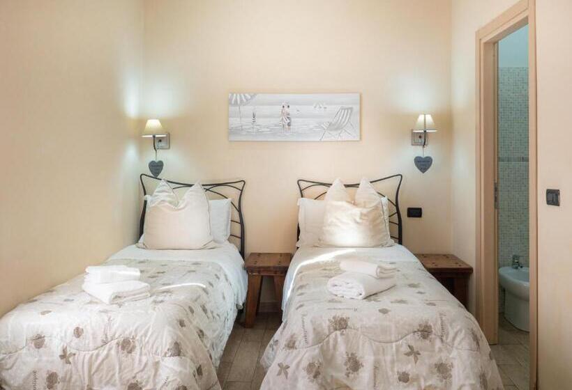 اتاق استاندارد با چشمانداز شهر, Affittacamere Lunamar