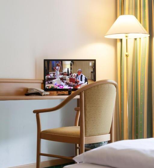 スタンダードトリプルルーム, Brenner Stop & Go