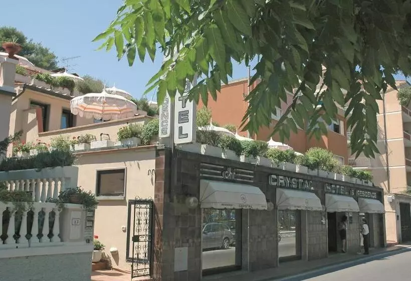 エコノミールーム, Crystal & Residence