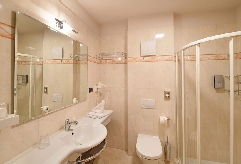 إستوديو قياسى, Das Stachelburg