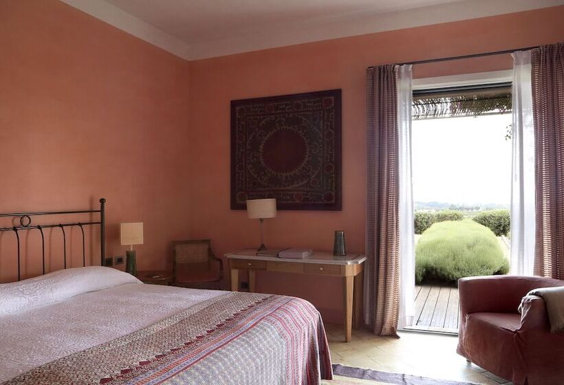 Полулюкс Одноместный с Террасой, La Foresteria Wine Resort & Beach Club