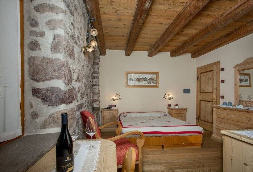 Номер Стандарт, Historic Hotel Ristorante La Stua