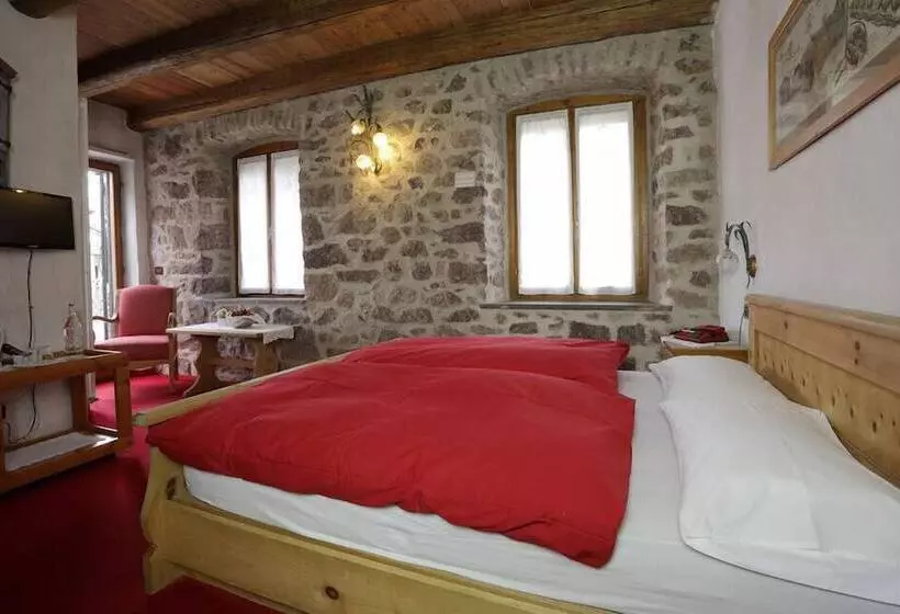 スタンダードトリプルルーム, Historic Hotel Ristorante La Stua