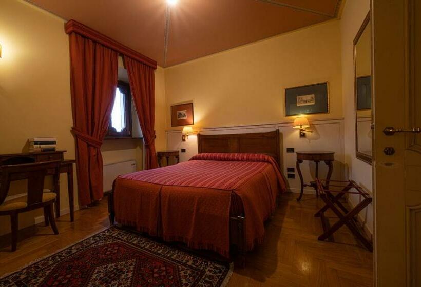 חדר קלאסי, Marchese Del Grillo