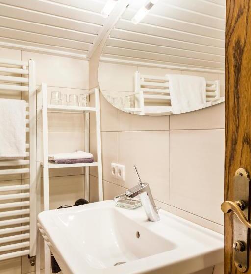 バルコニー付2ベッドルームアパートメント, Pension Forsthof