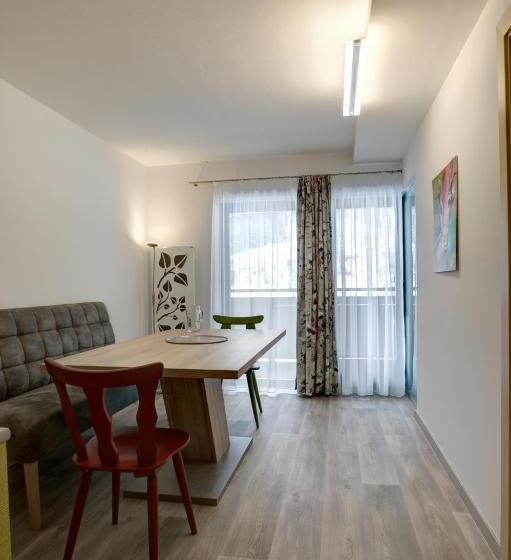 バルコニー付2ベッドルームアパートメント, Pension Forsthof