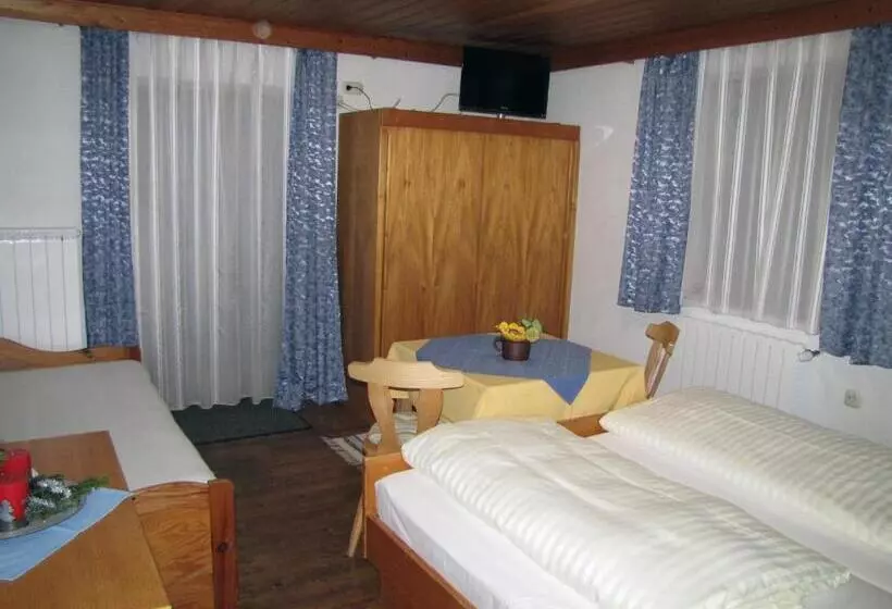 Standard Kolmen Hengen Huone, Pension Sydler