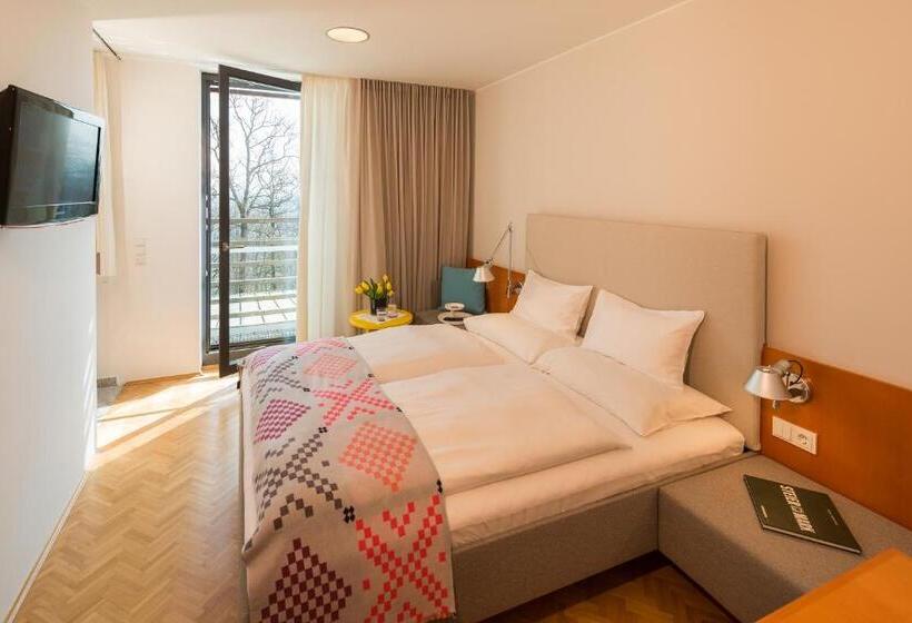 标准间, Schloss Seggau