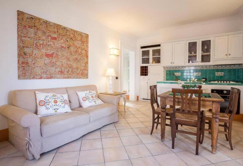 جناح سوبيريور, Tenuta Del Poggio Antico