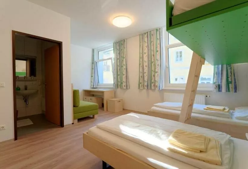 スタンダード４人部屋, Jugendgästehaus Bad Ischl