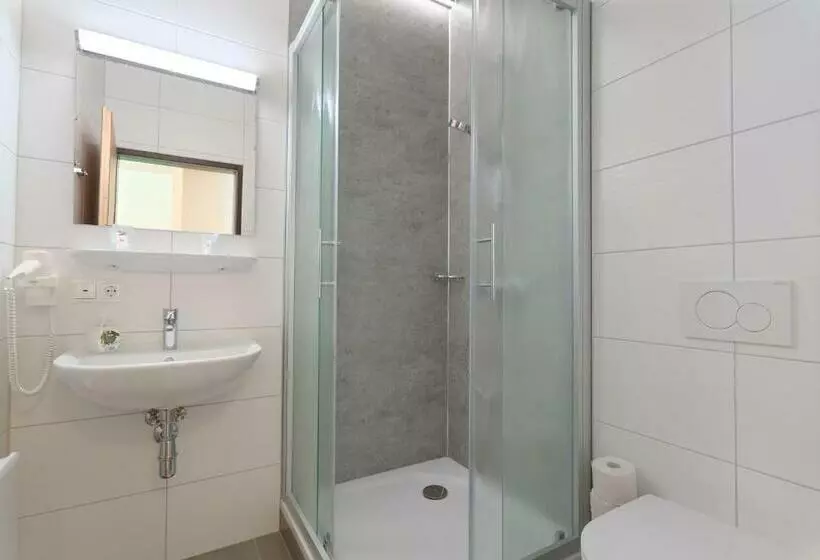 スタンダード４人部屋, Jugendgästehaus Bad Ischl