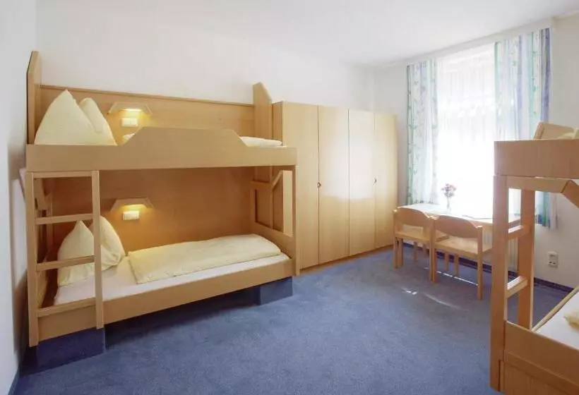 スタンダードルーム, Jugendgästehaus Bad Ischl