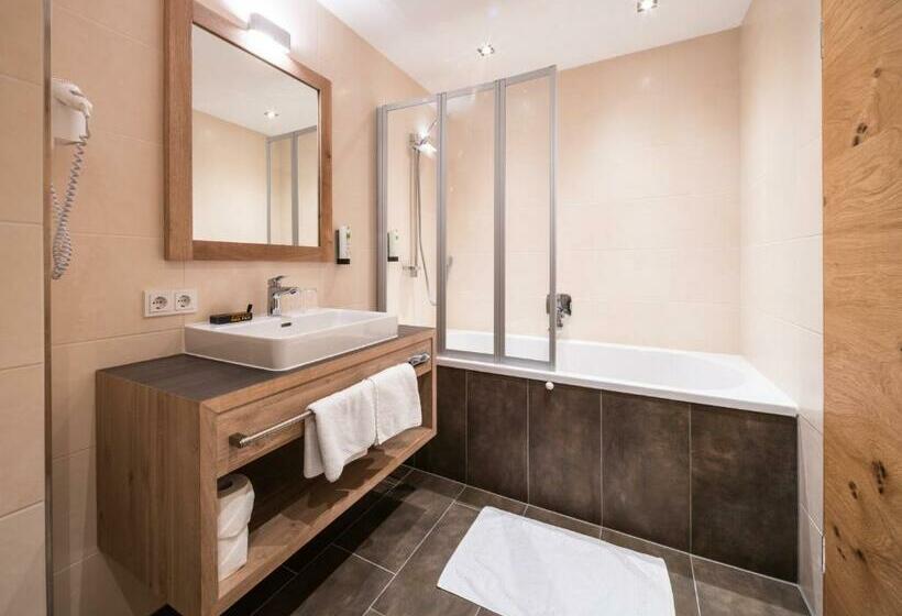 舒适型房间, Ursprung Panorama Hotel Königsleiten