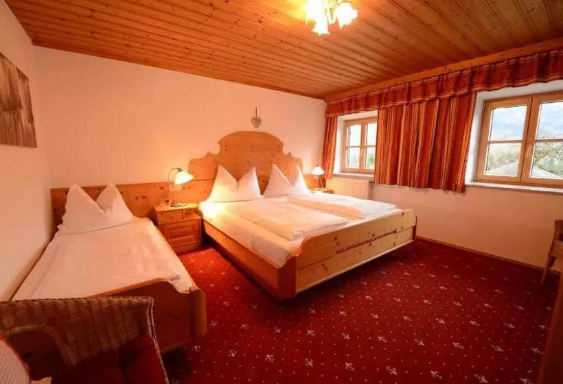 Standard Kolmen Hengen Huone, Weinbachbauer Urlaub Am Bauernhof