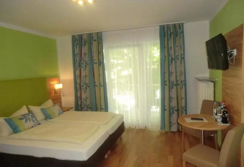 Familienzimmer, Pension Haydn