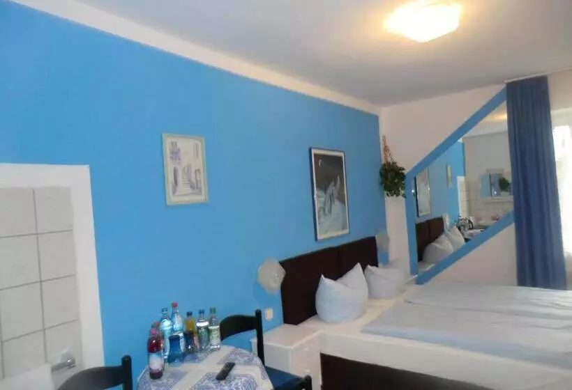Standardzimmer Geteiltes Bad, Pension Haydn