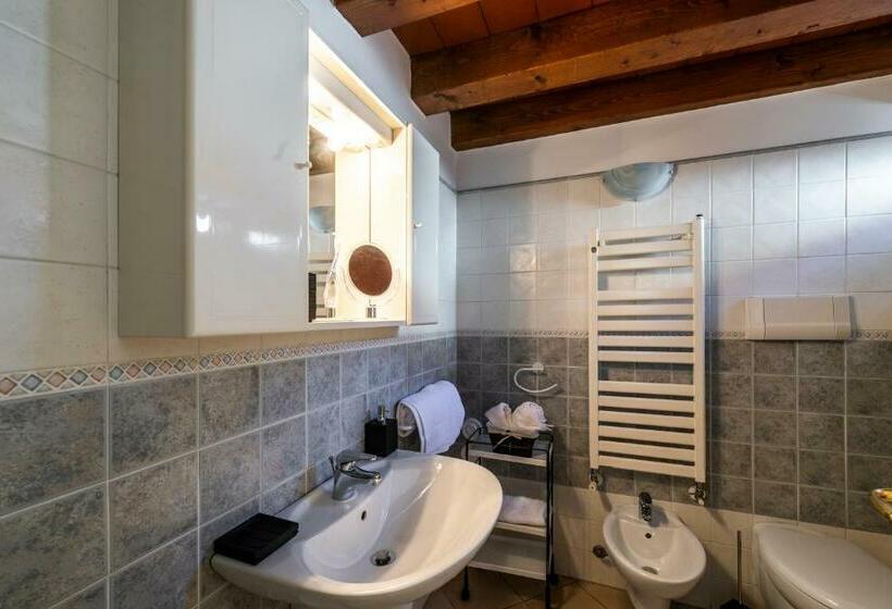 Апартаменты Superior 1 Спальня, Flowers Apartments