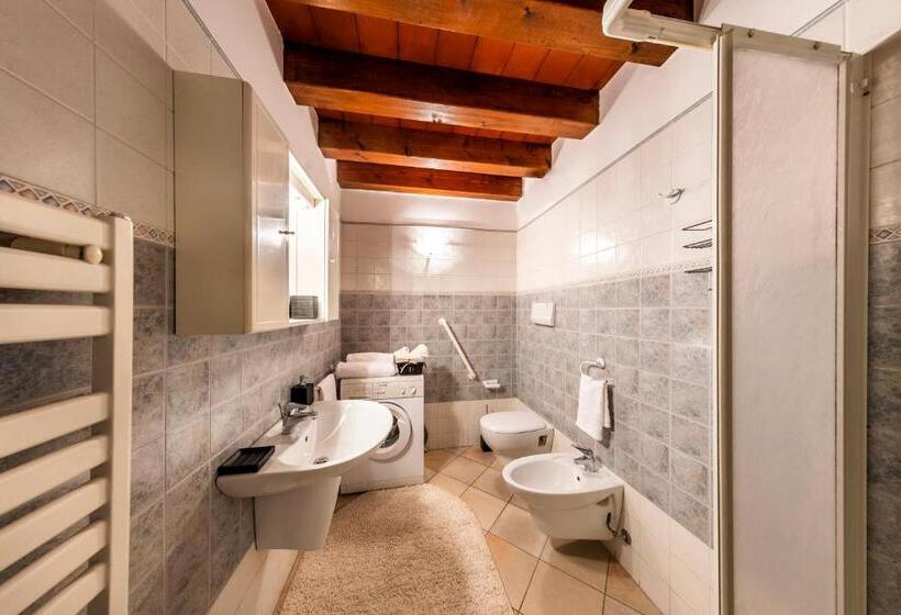 Апартаменты Superior 1 Спальня, Flowers Apartments