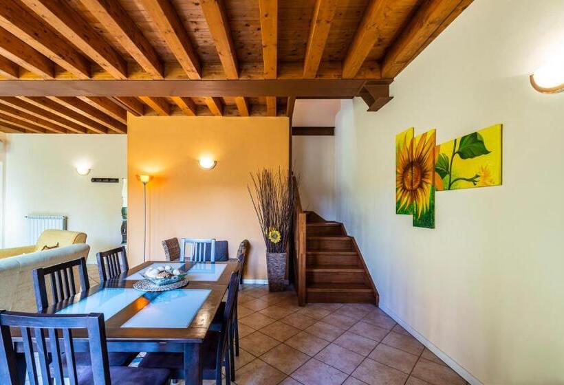 Апартаменты Дюплекс 1 Спальня, Flowers Apartments