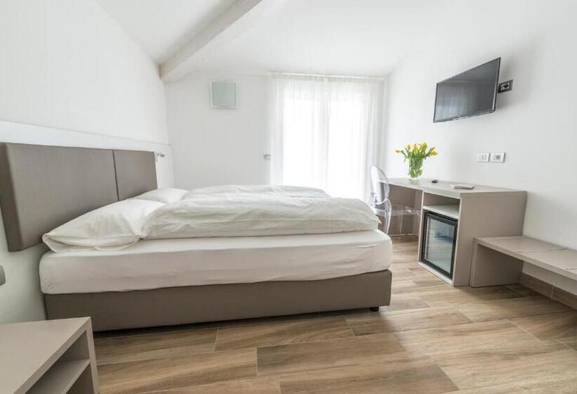 컴포트 룸, Albergo Garni Francesco