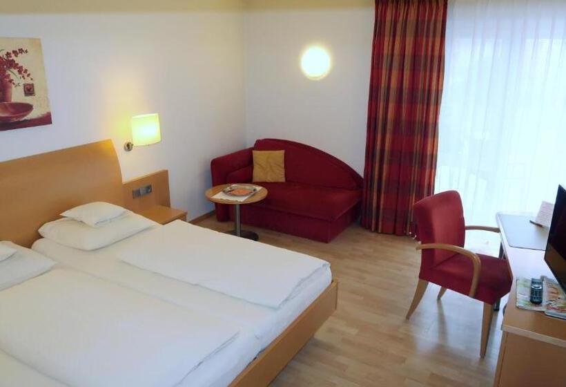 Номер Стандарт, Christine