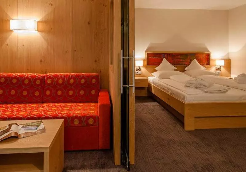 バルコニー付きジュニアスイート, Vinumhotel Feldthurnerhof