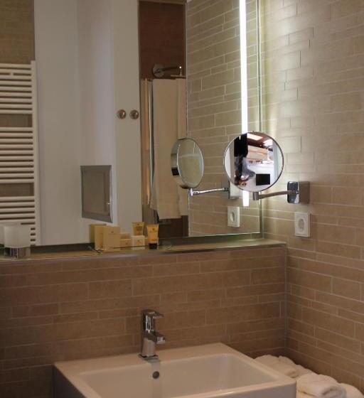 Номер Superior, Heiner S Park