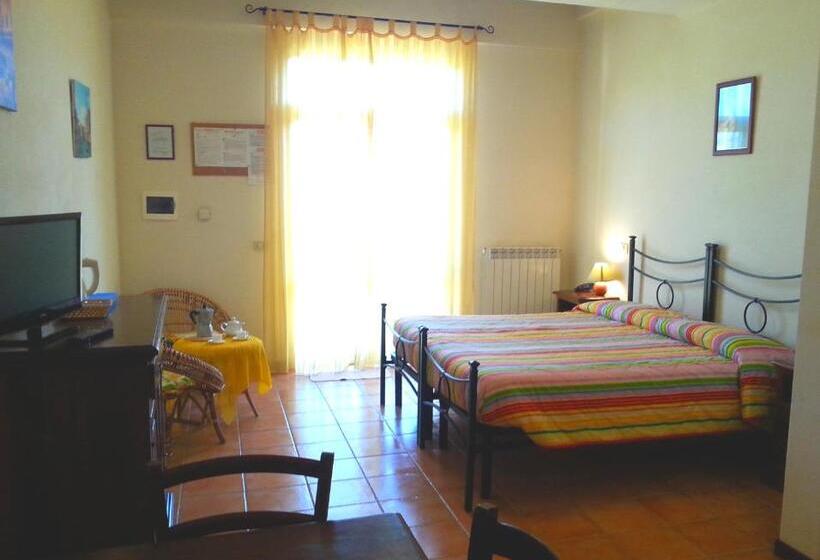 استودیوی استاندارد, Residence Le Meridiane