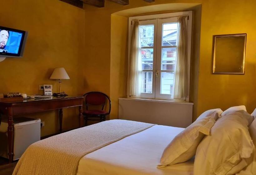 Habitació Clàssica, Piazza Vecchia