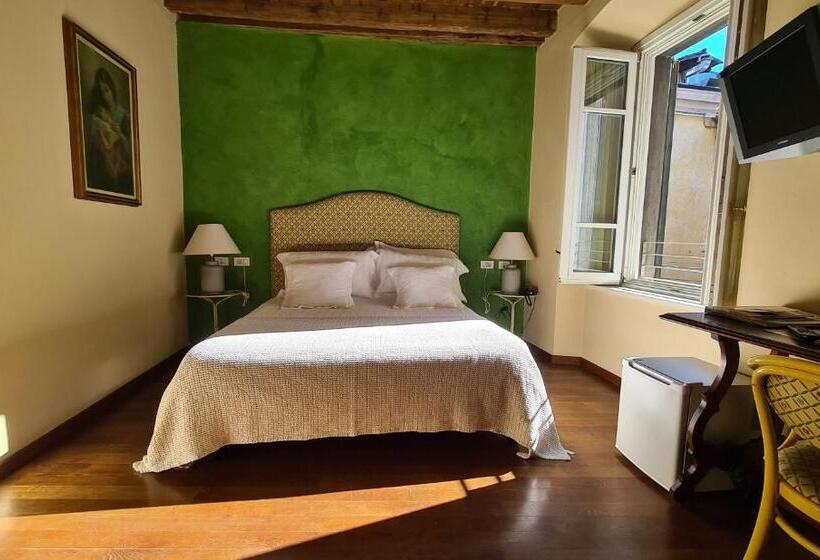 Habitació Superior, Piazza Vecchia