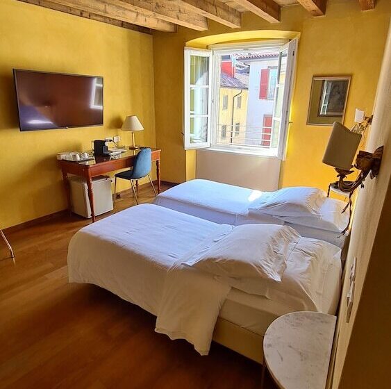 Habitació Superior, Piazza Vecchia