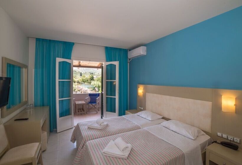 اتاق استاندارد, Porto Koukla Beach