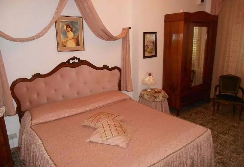 Standard-huone, Rosati