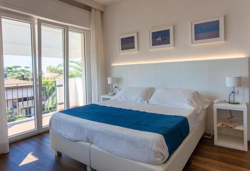 اتاق خانوادگی, Tarabella