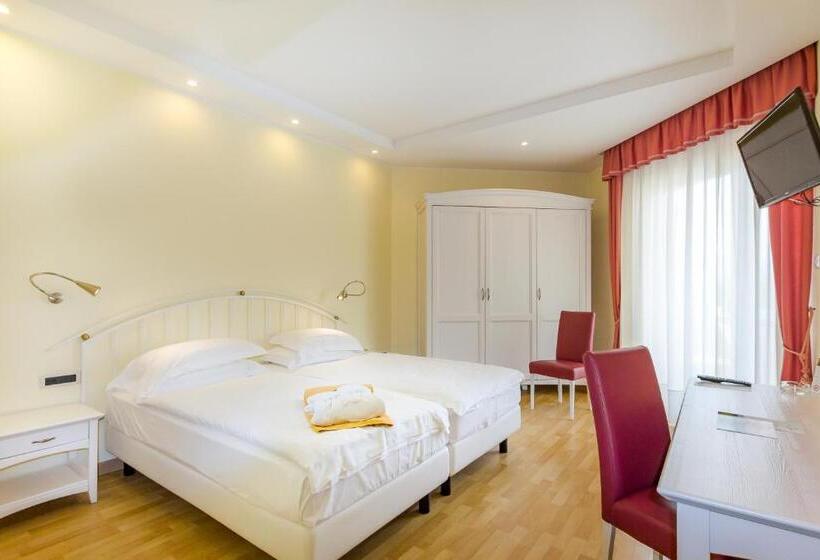 Habitació Estàndard amb Balconada, Terme Leonardo