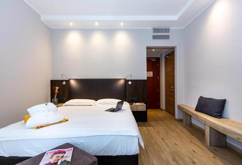 Habitació Estàndard amb Balconada, Terme Leonardo