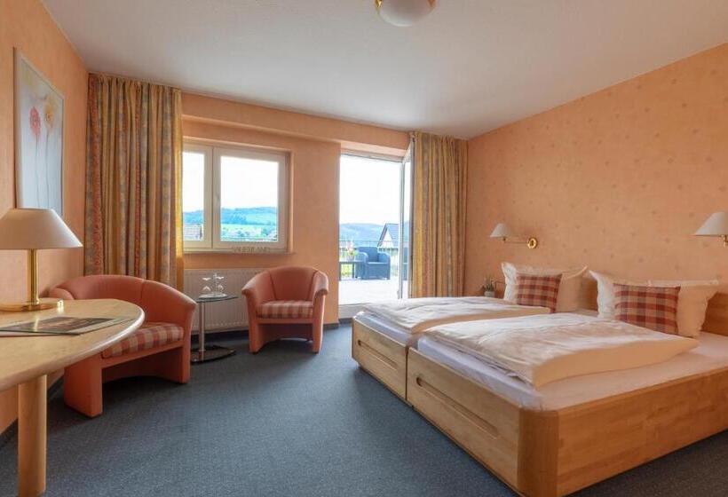 标准间, Luckai Hotel & Restaurant Inhaber Dennis Burmann