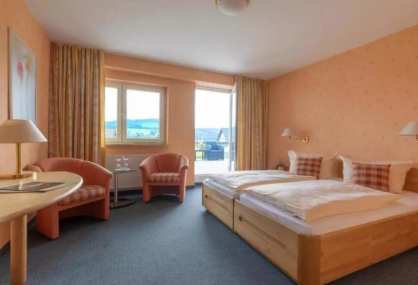 Standard-huone, Luckai Hotel & Restaurant Inhaber Dennis Burmann